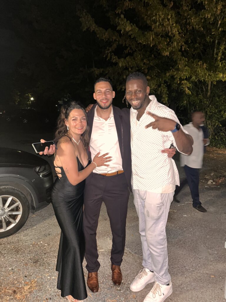 DJ Lexvolution avec Maeva et Kevin le soir de leur mariage