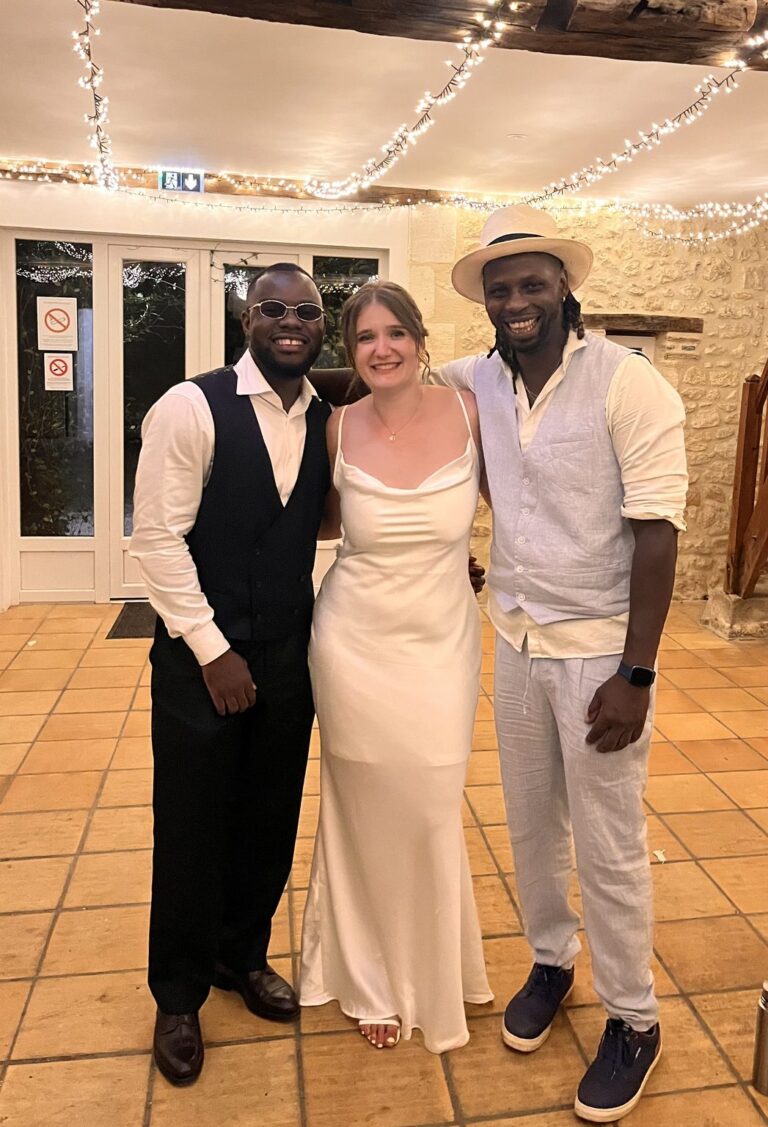 DJ Lexvolution avec Emma et Benel, mariés en août 2026